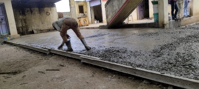 सात सिमेंट काँक्रीट रस्त्यांचे बांधकाम